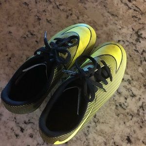 Nike boys soccer cleats